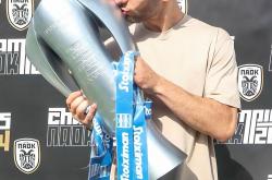 开云平台-希腊选手场上奋力拼搏，获得好成绩