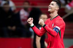 开云体育下载-包含葡萄牙完胜拜仁，孔蒂关键制胜的词条