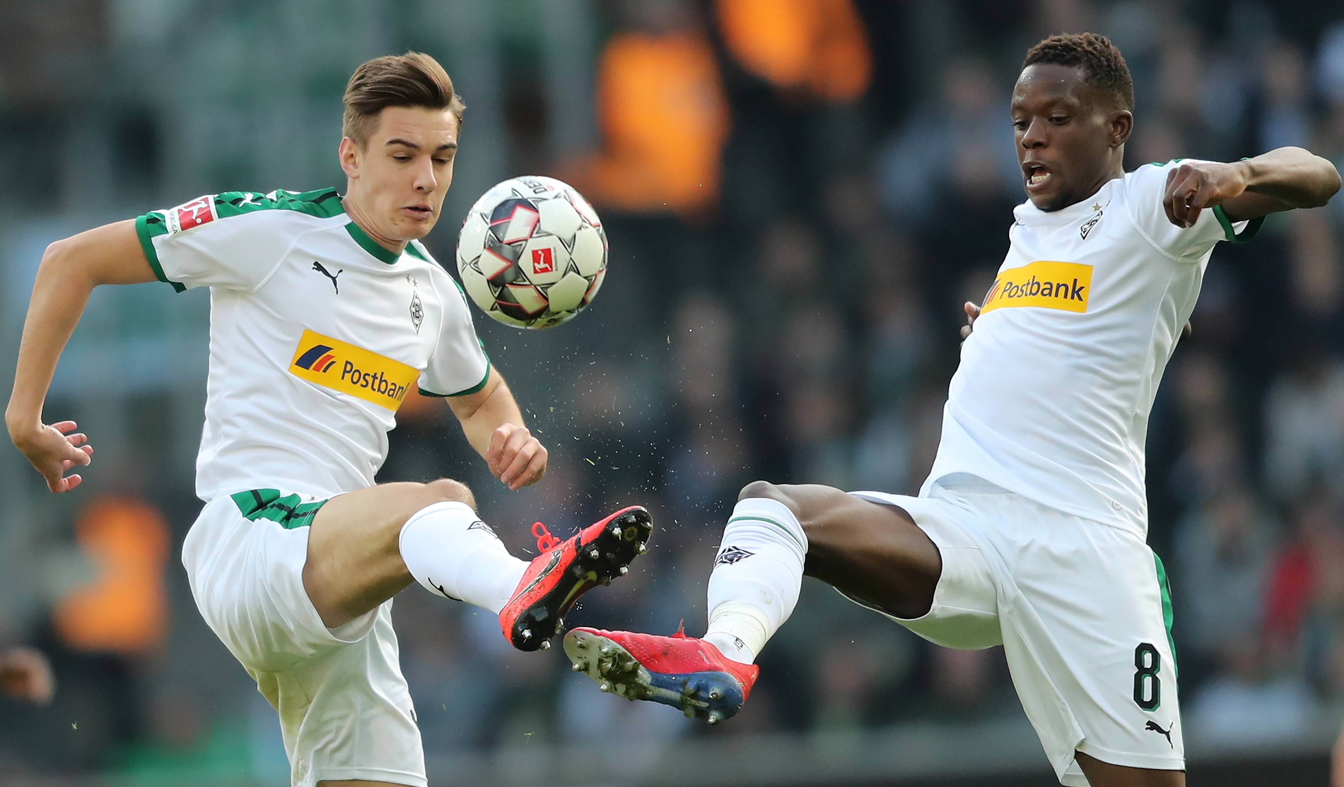 关于沙尔克04客场对战门兴格拉德巴赫的信息 关于沙尔克04客场对战门兴格拉德巴赫的信息