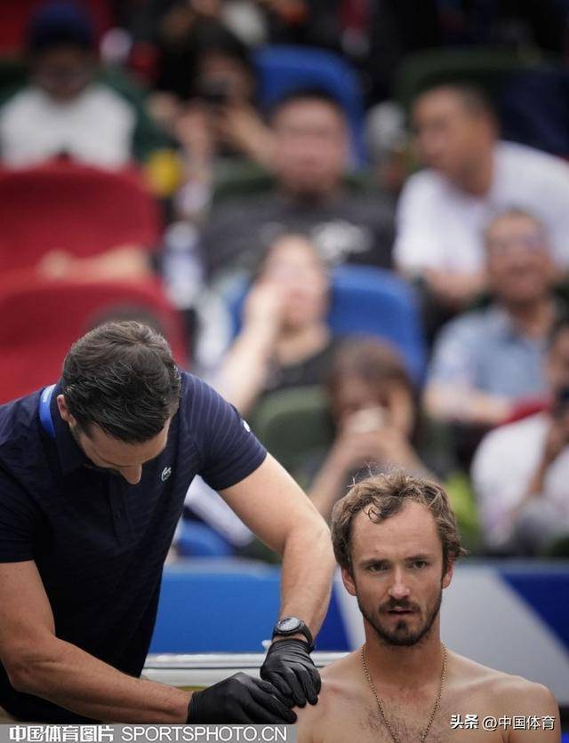 关于ATP总决赛横扫蒙特卡洛大师赛，梅德韦杰夫统治全场的信息