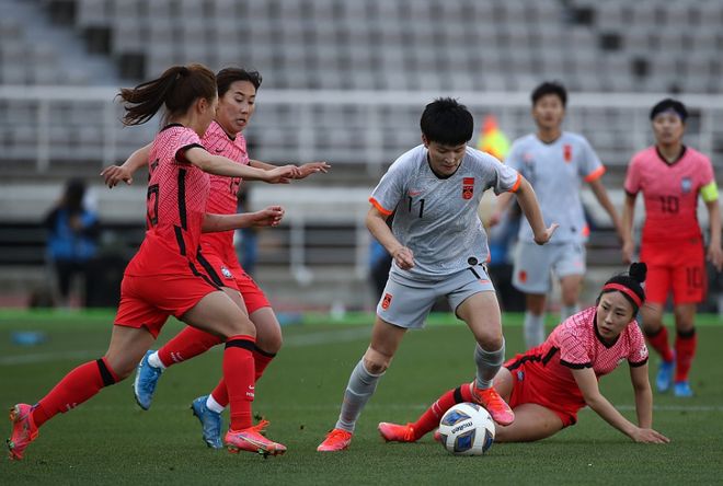 韩国队逆转英格兰队，波尔扛起全队